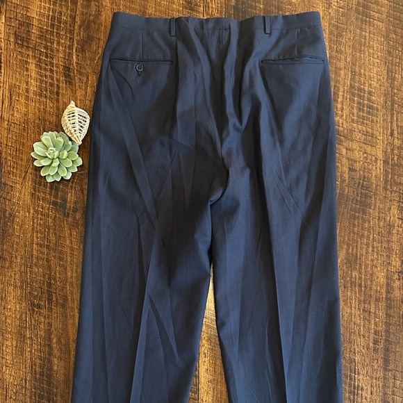 Christian Dior | Vintage Tonal Plaid Navy Blue Wool 2-pc Suit, Jacket Size 46R - Picture 10 of 15